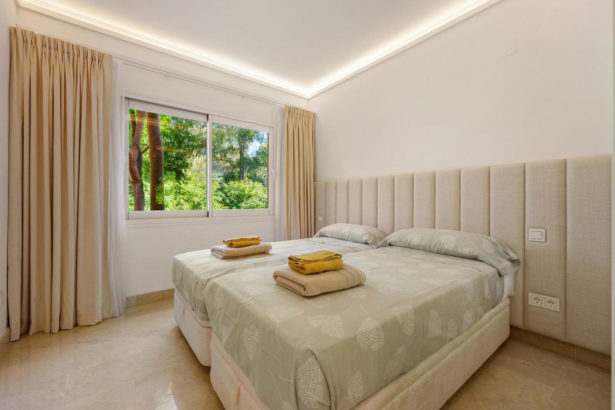 Lägenhet El Oasis De With Sea View *
